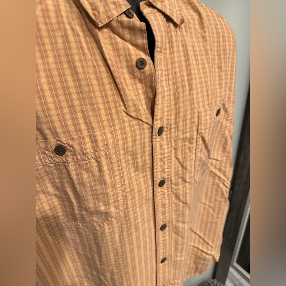 Tommy Bahama Shirt Mens Size Medium Rust Orange Color Long Sleeve 100% Silk